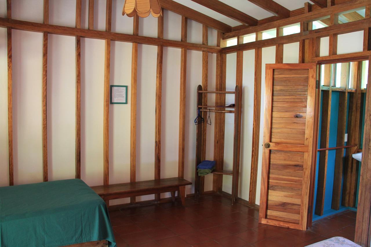 Cabinas Sol Y Mar Zancudo Exterior foto